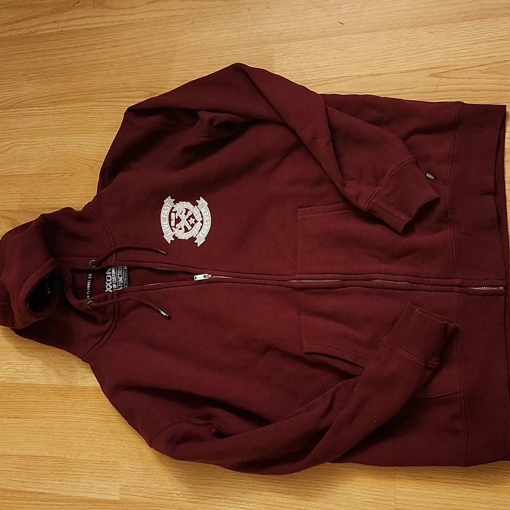 Dixxon Men's zippered hoodie